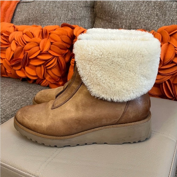❣️UGG Caleigh Chestnut Brown Leather Boots❣️ - Picture 5 of 5